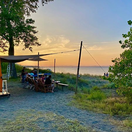 Beachfront Caravans Chernomorets Exterior photo